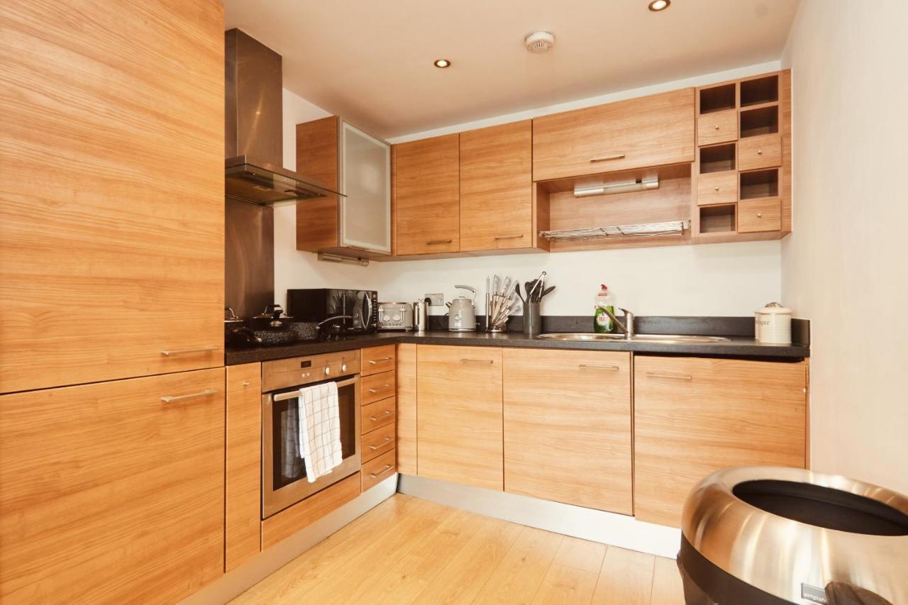 Deluxe City Apt, Beautiful River View,Free Parking No Balcony Leeds  Extérieur photo
